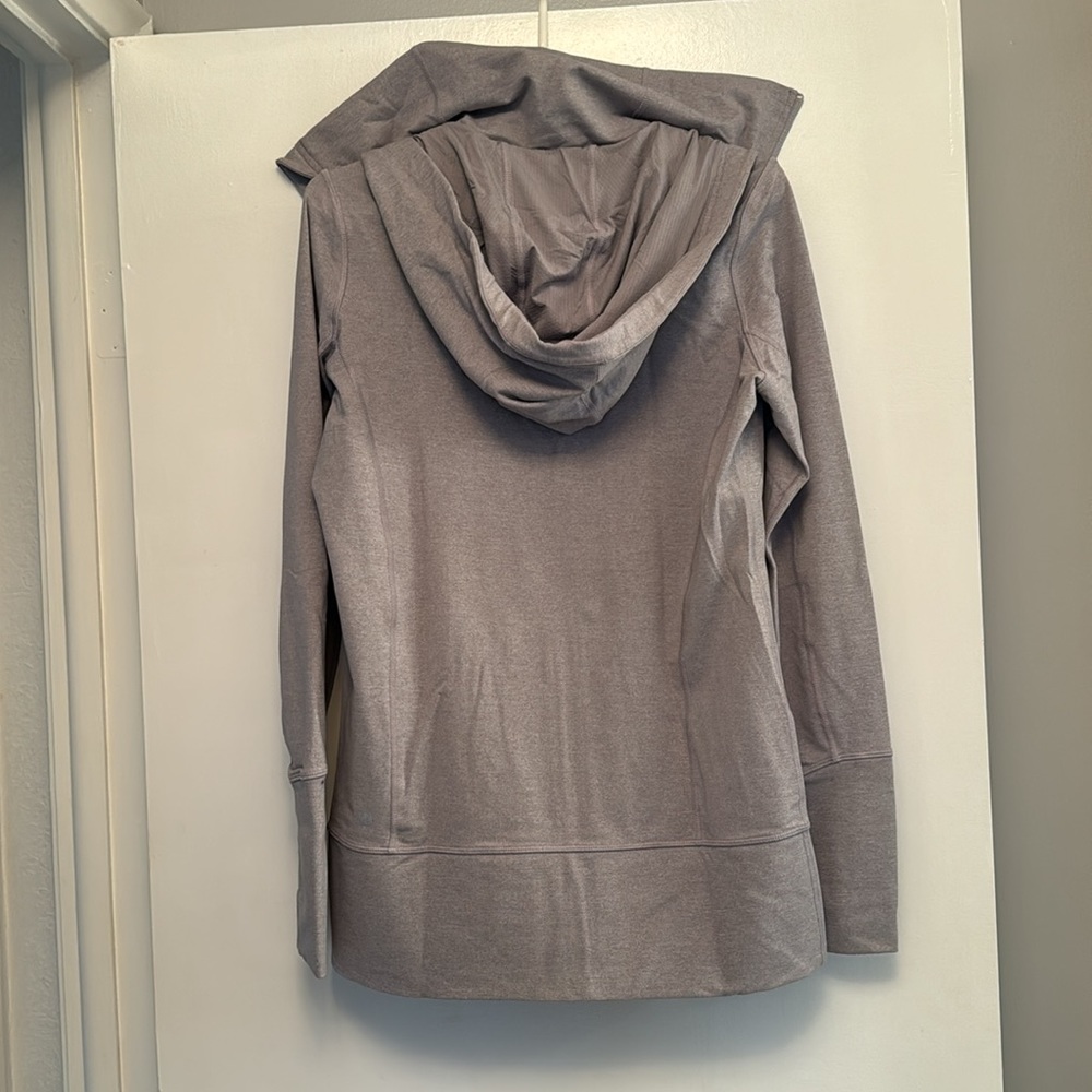 Lululemon hoodie, full zip, scuba neck, full length, purple. Size 10 - Picture 7 of 10